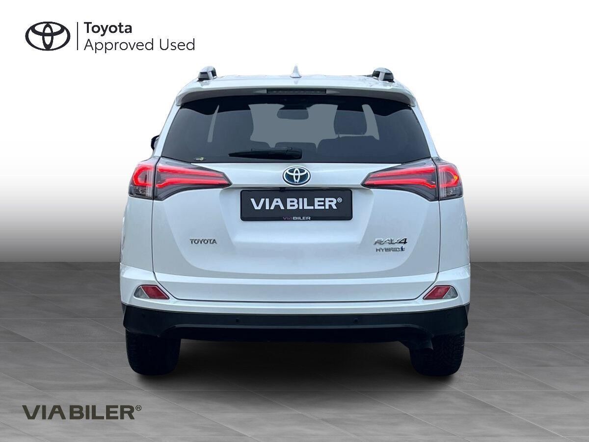Toyota RAV4 2,5 Hybrid H3+ Safety Sense + Black Pack 4x2 197HK 5d 6g Aut.