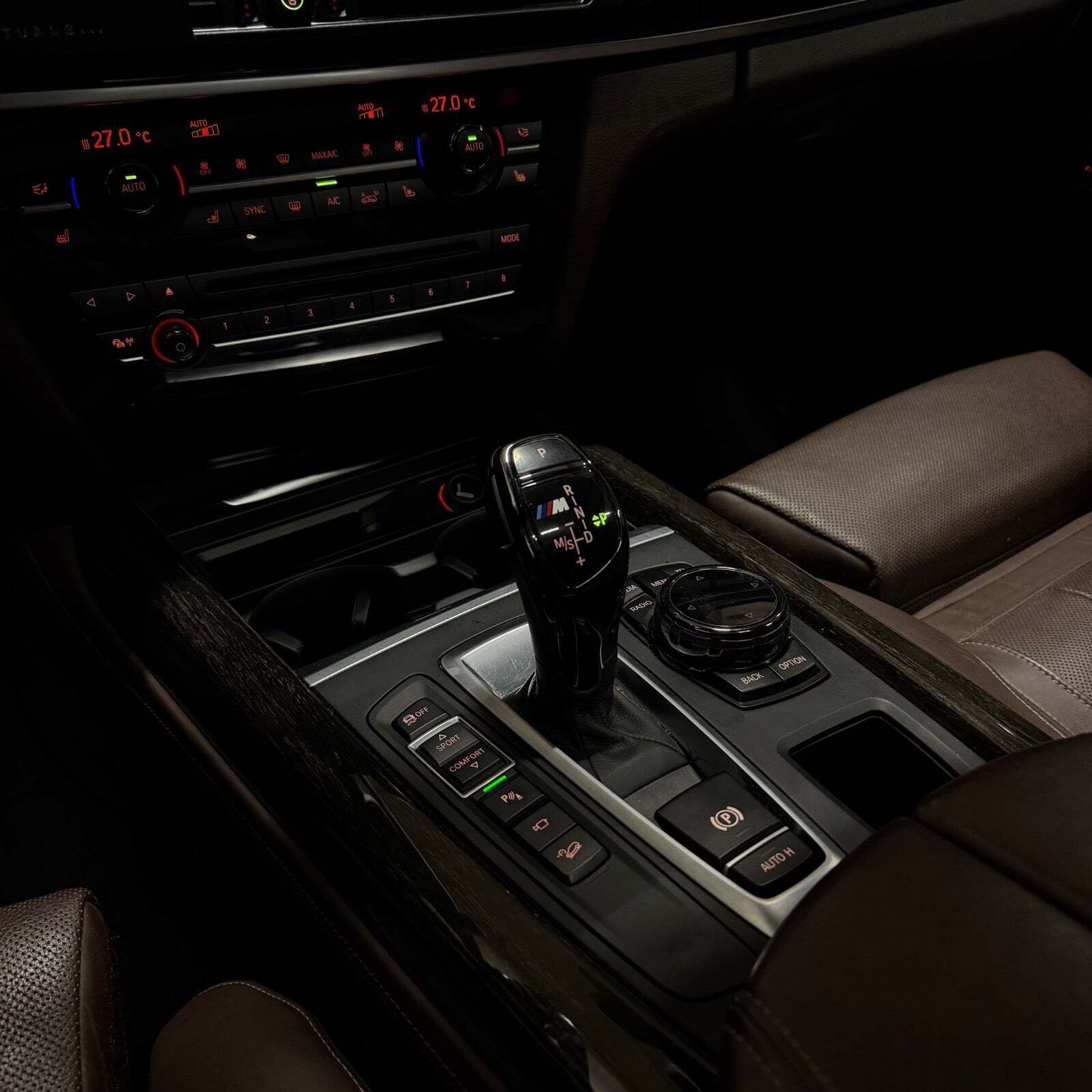 Hvid BMW X5 fra 2014