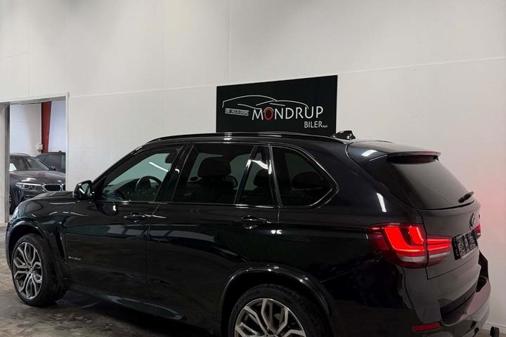 Sort BMW X5 fra 2015