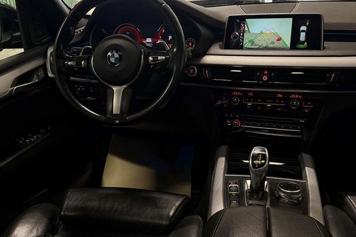 Sort BMW X5 fra 2015