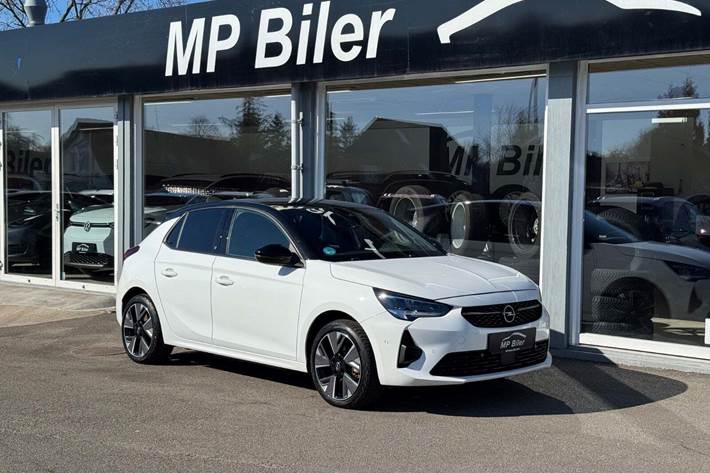 Hvid Opel Corsa-e fra 2023