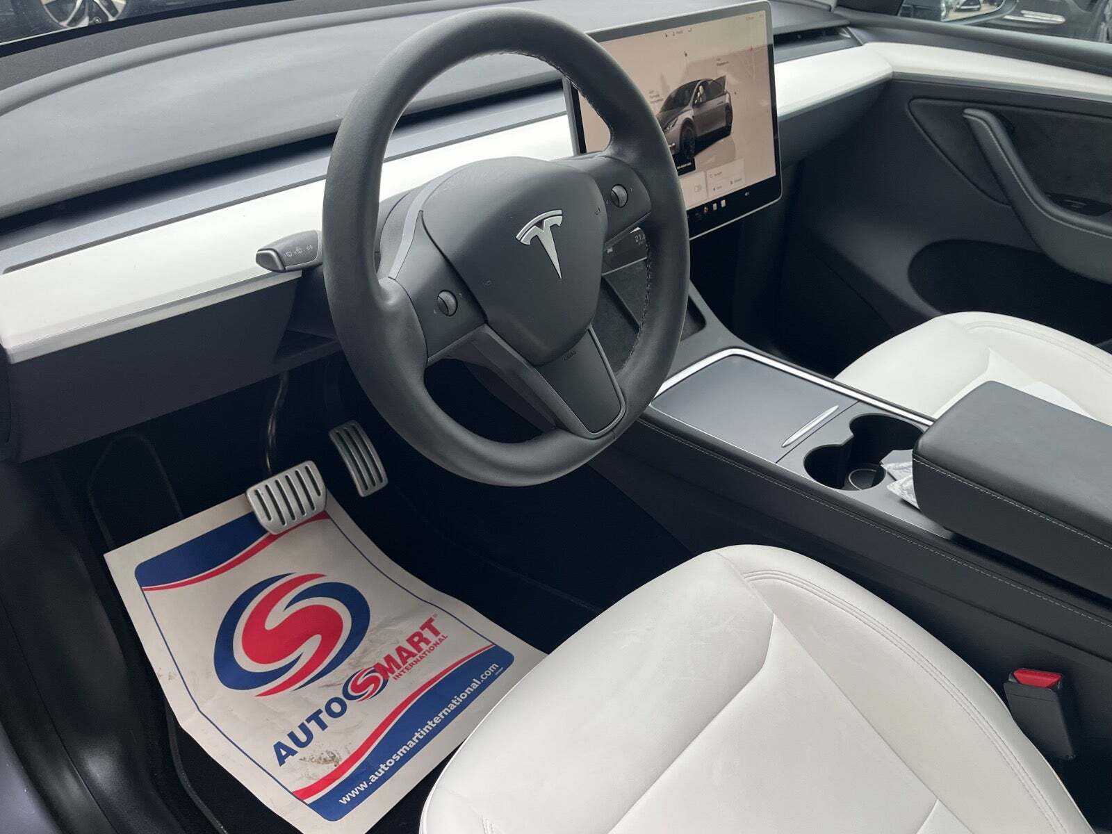 Tesla Model Y Performance AWD