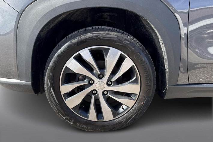 Grå Suzuki S-Cross fra 2023