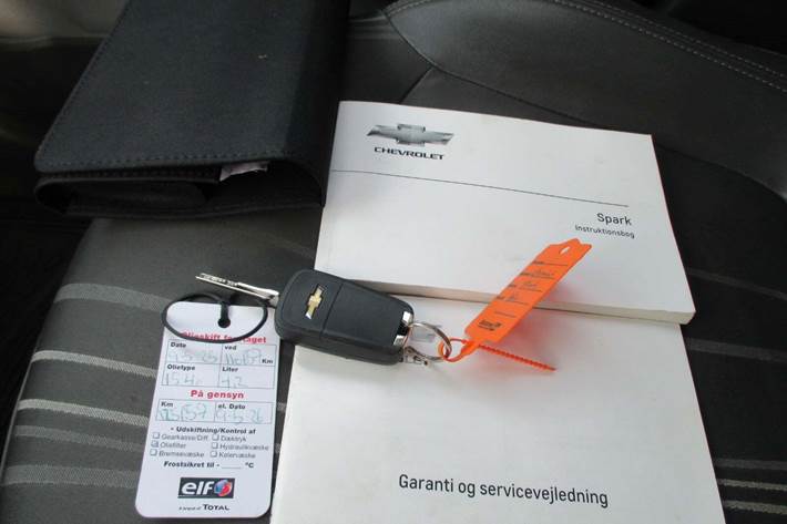 Blå Chevrolet Spark fra 2013