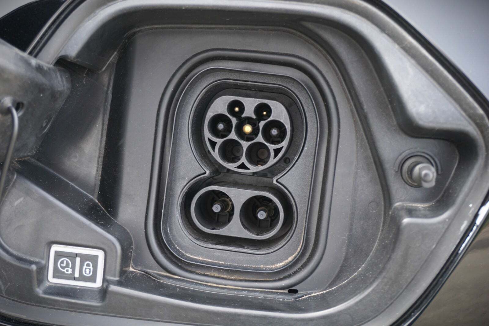 Sort Opel Corsa-e fra 2021