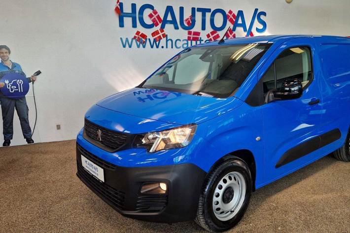 Blå Peugeot e-Partner fra 2023