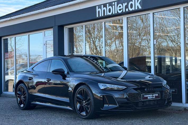 Sort Audi e-tron GT fra 2024