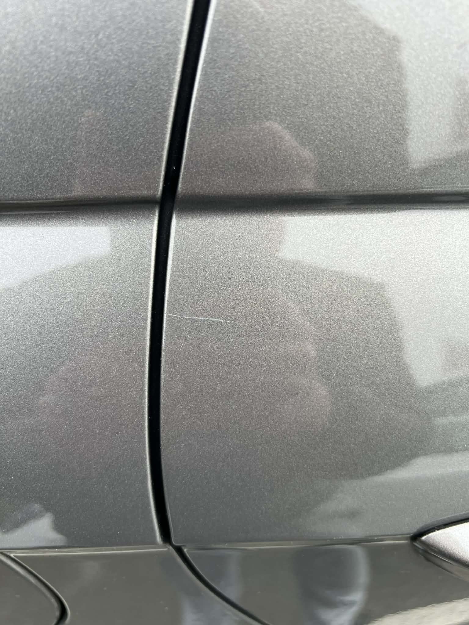 Grå VW Polo fra 2020