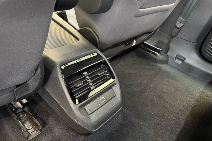 Grå VW ID.4 fra 2023