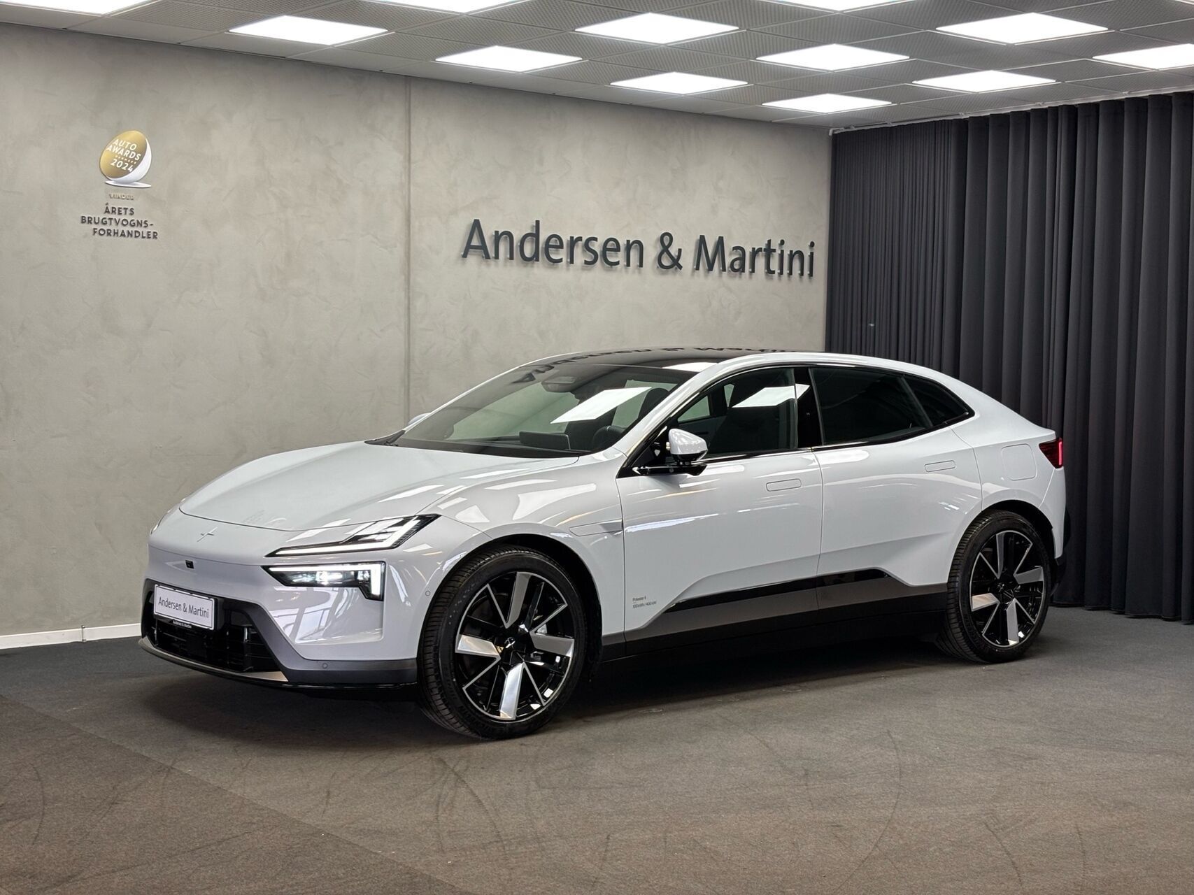 undefined Polestar 4 fra 2025