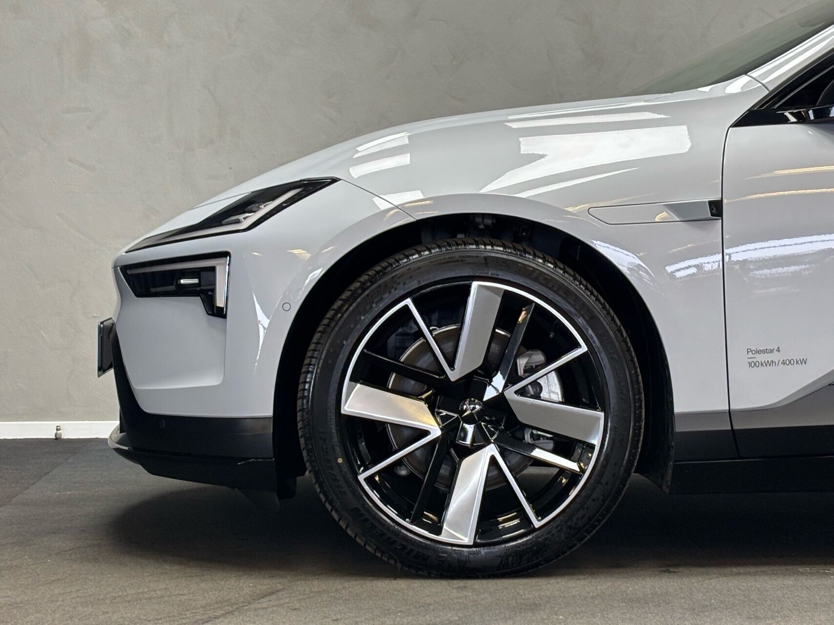 Polestar 4 EL LRDM AWD 544HK 5d Aut.