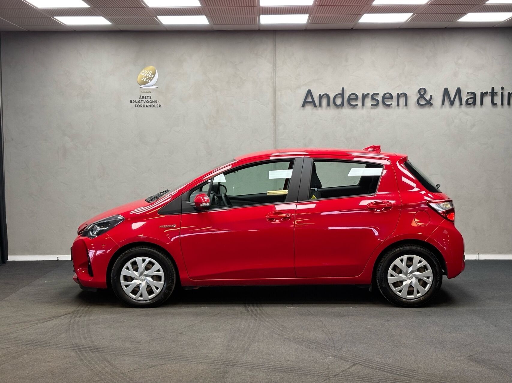 Toyota Yaris 1,5 Hybrid H2 Connectivity-pakke E-CVT 100HK 5d Trinl. Gear