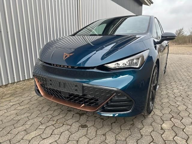 Cupra Born EL e-boost high 231HK 5d Aut.