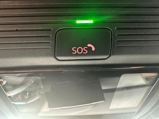 Blå Cupra Born fra 2023