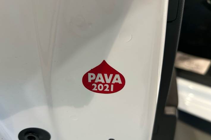 Hvid Peugeot 208 fra 2020