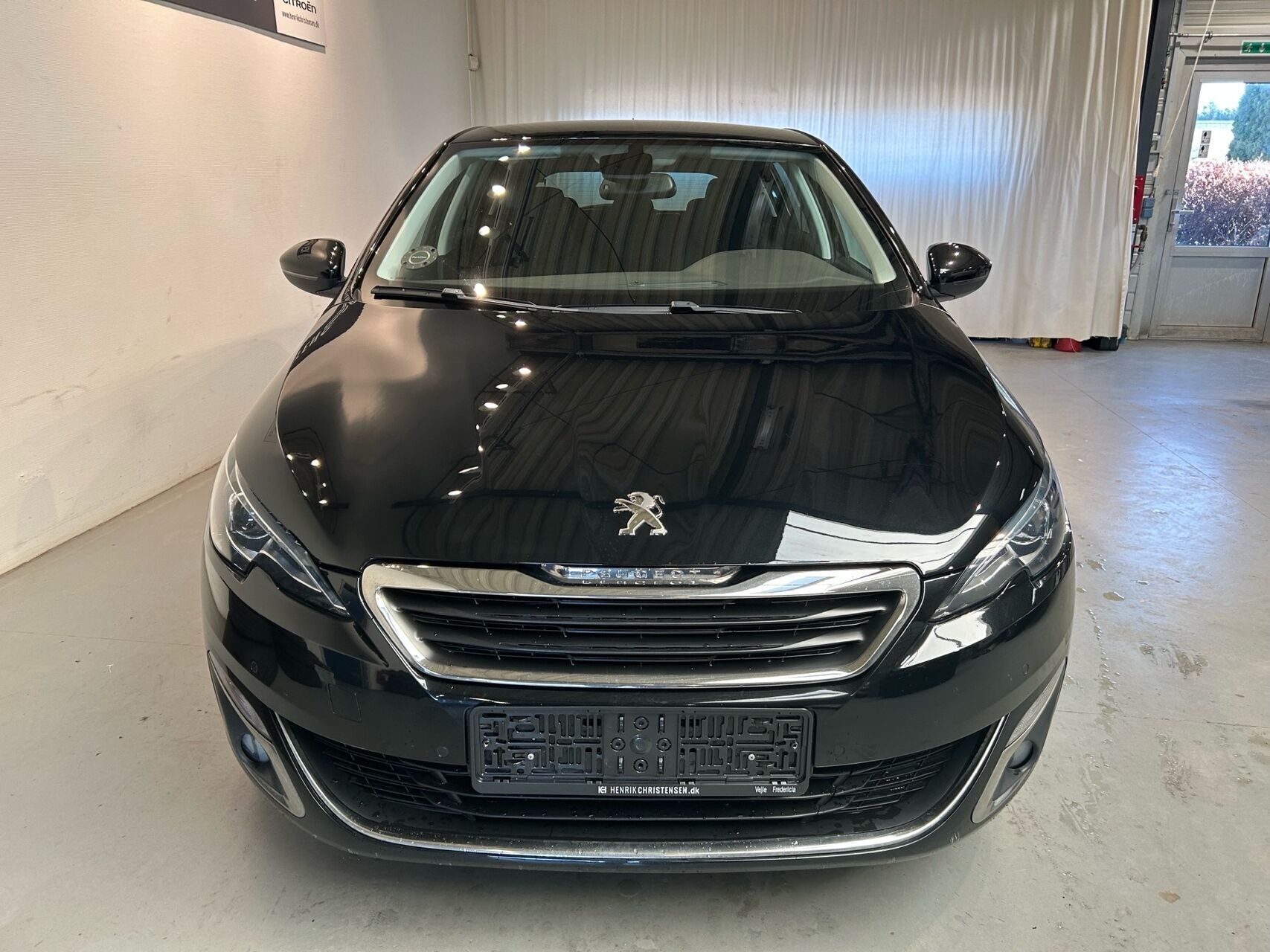 Peugeot 308 1,6 BlueHDi Prestige 120HK 5d