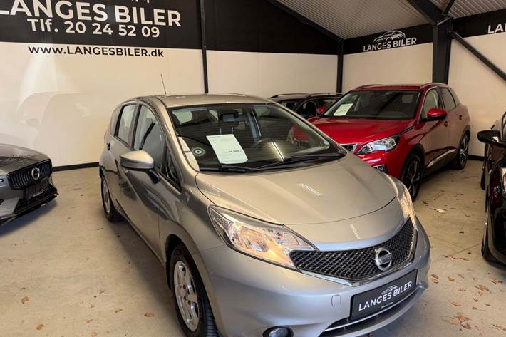 Grå Nissan Note fra 2014