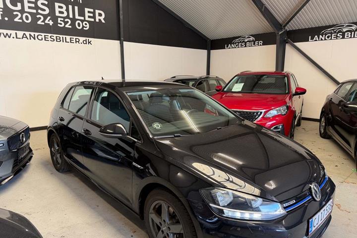 Sort VW Golf VII fra 2018