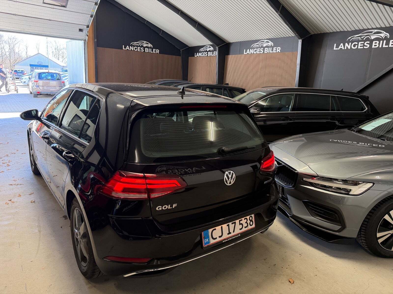 Sort VW Golf VII fra 2018