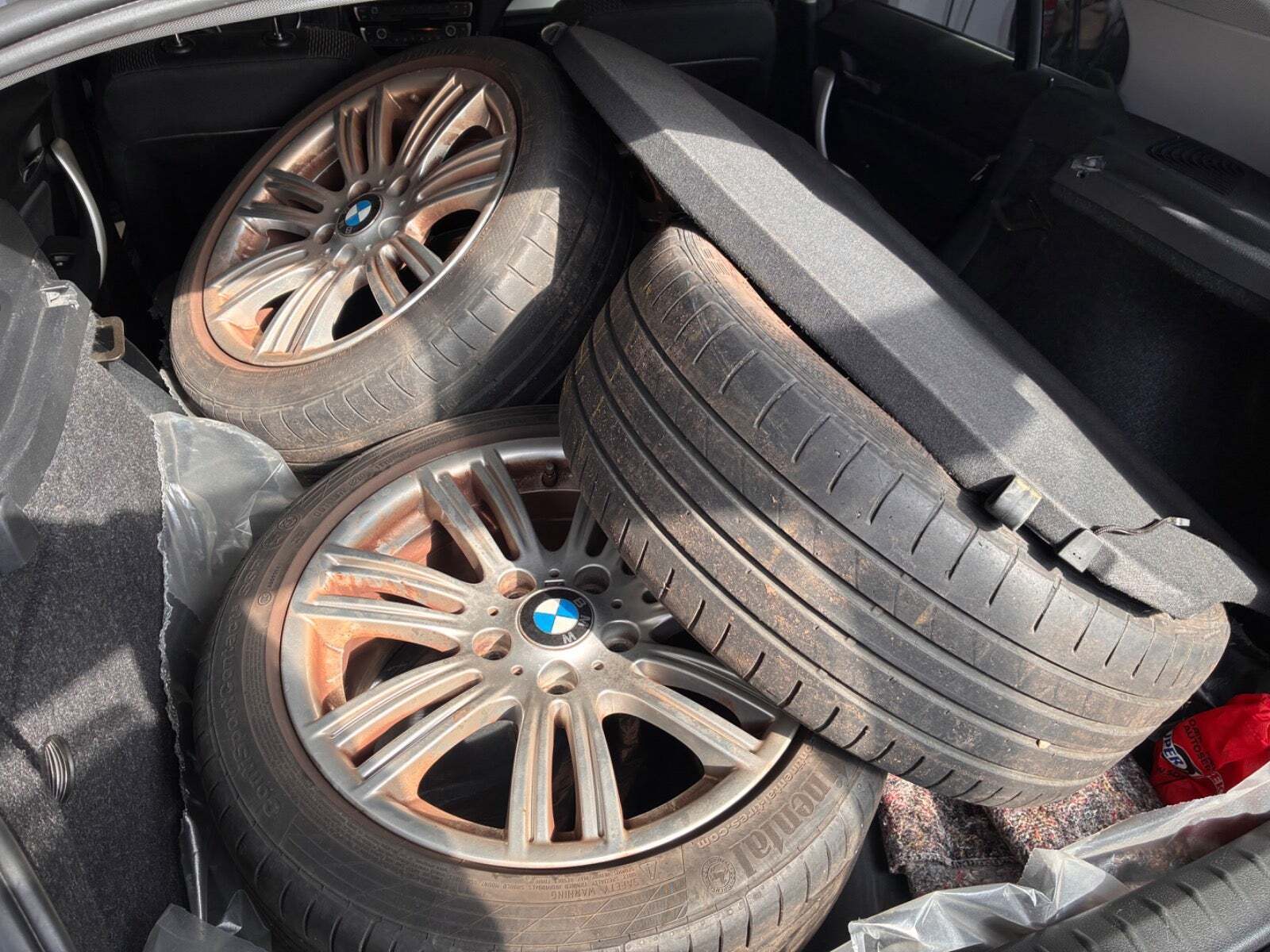 Sort BMW 118d fra 2017