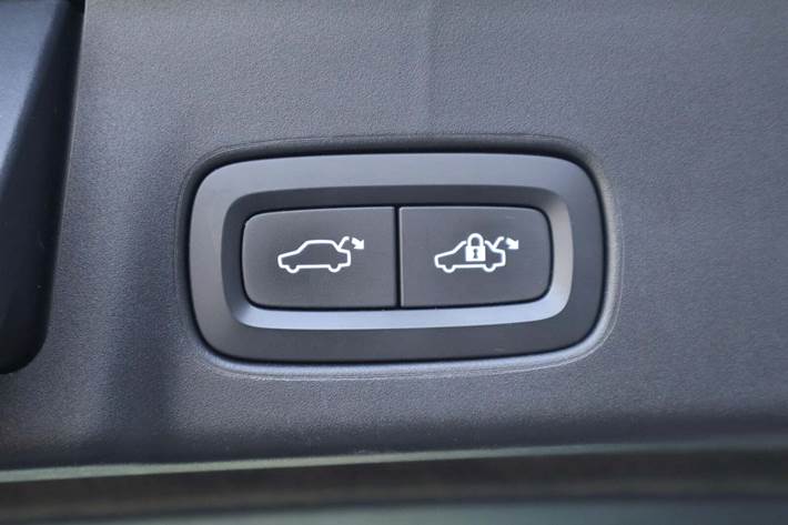 Grøn Volvo V90 fra 2018