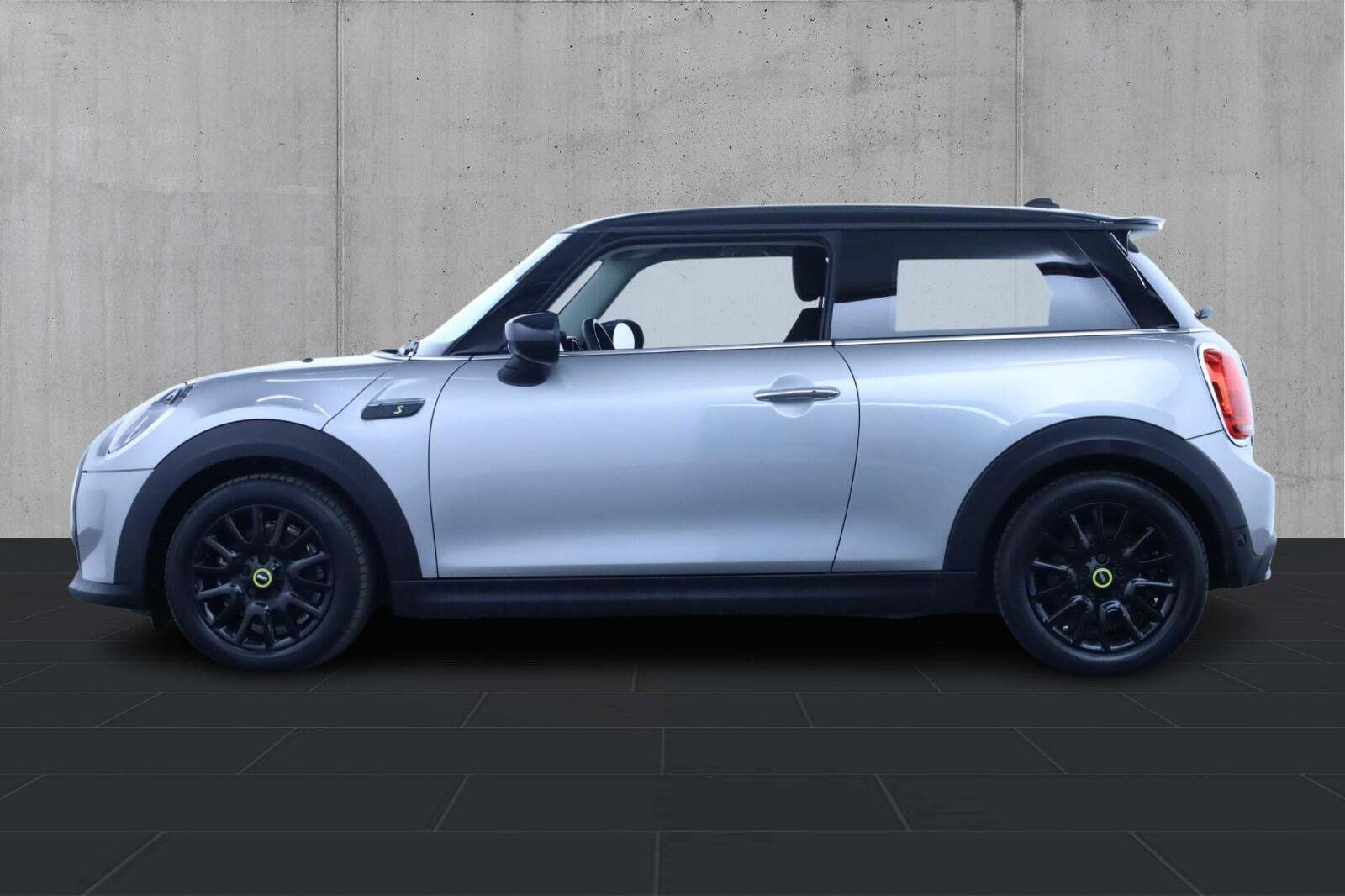 Grå Mini Cooper SE fra 2023