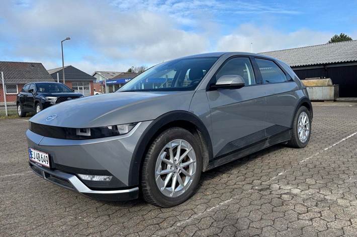 Grå Hyundai Ioniq 5 fra 2022