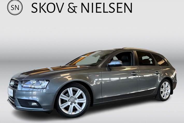 Grå Audi A4 fra 2012