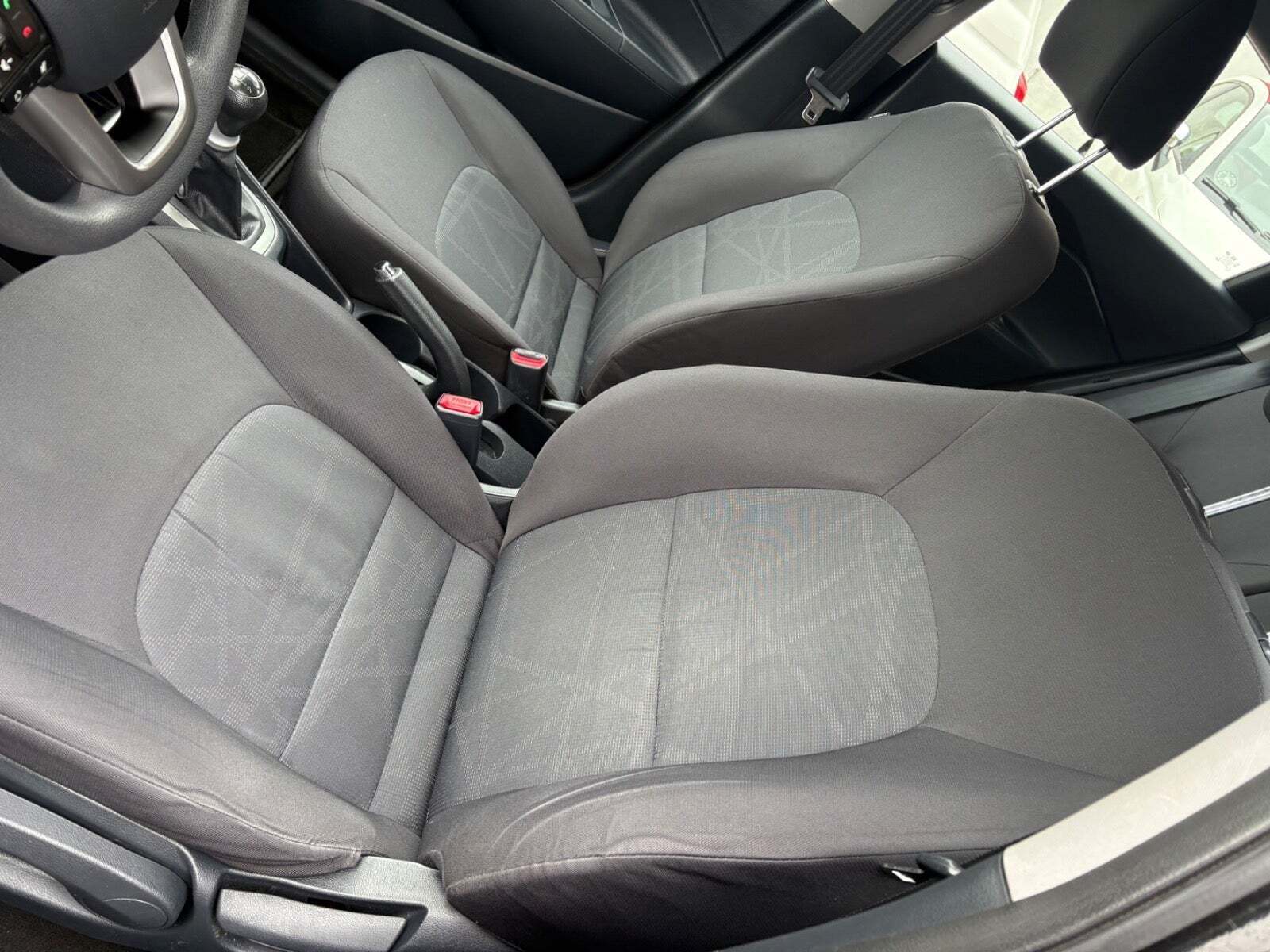 Sort Kia Rio fra 2016