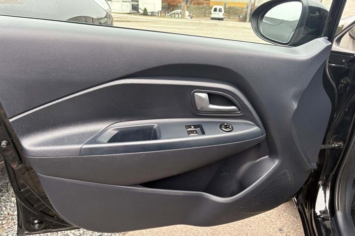 Sort Kia Rio fra 2016