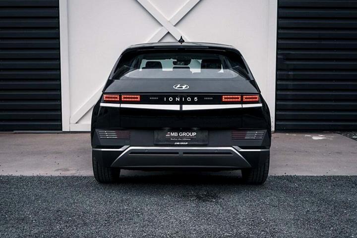 Gul Hyundai Ioniq 5 fra 2021