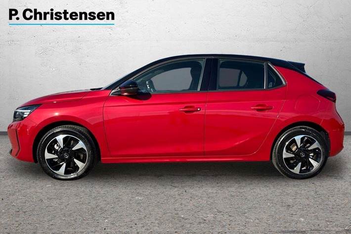 Rød Opel Corsa-e fra 2024