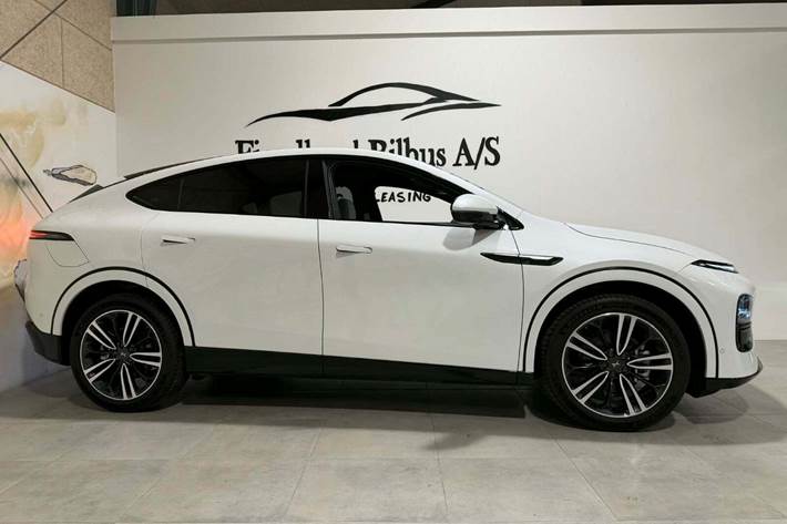 Hvid Xpeng G6 fra 2024