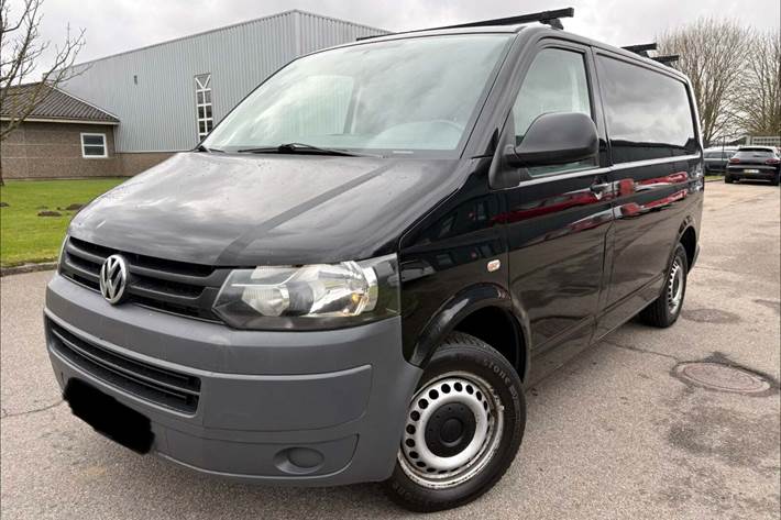 Sort VW Transporter fra 2012