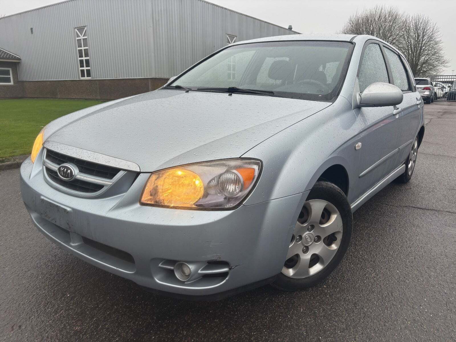 Kia Cerato 1,6 LX aut.