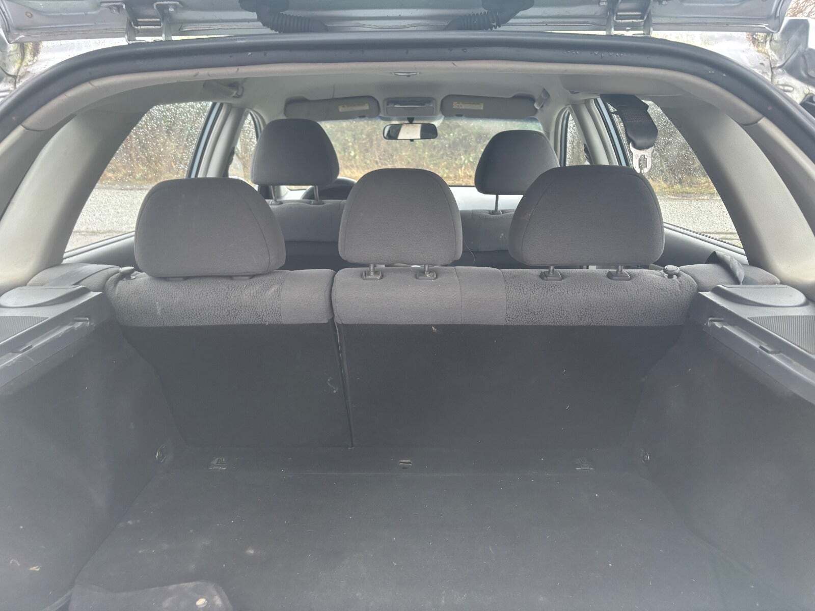 Gul Kia Cerato fra 2006