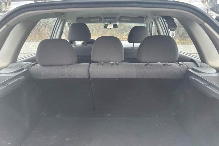 Gul Kia Cerato fra 2006