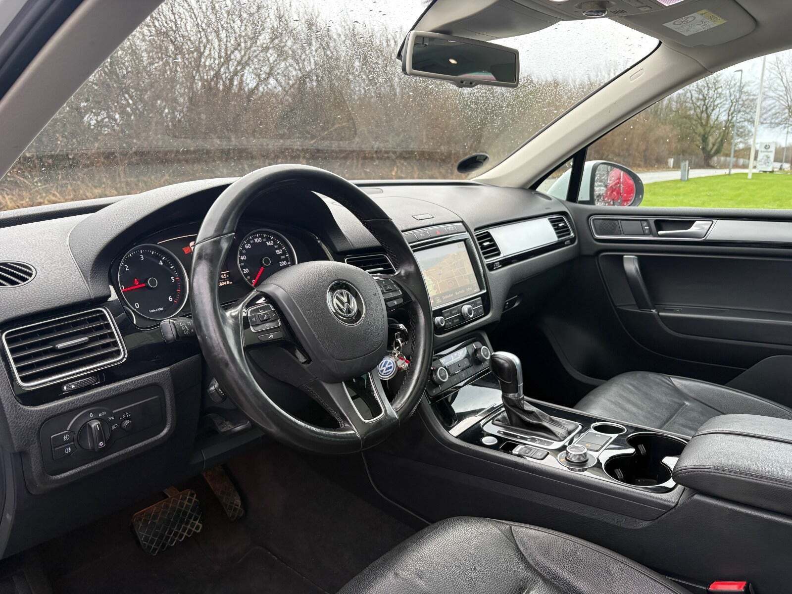 VW Touareg 3,0 V6 TDi 262 Tiptr. 4Motion Van