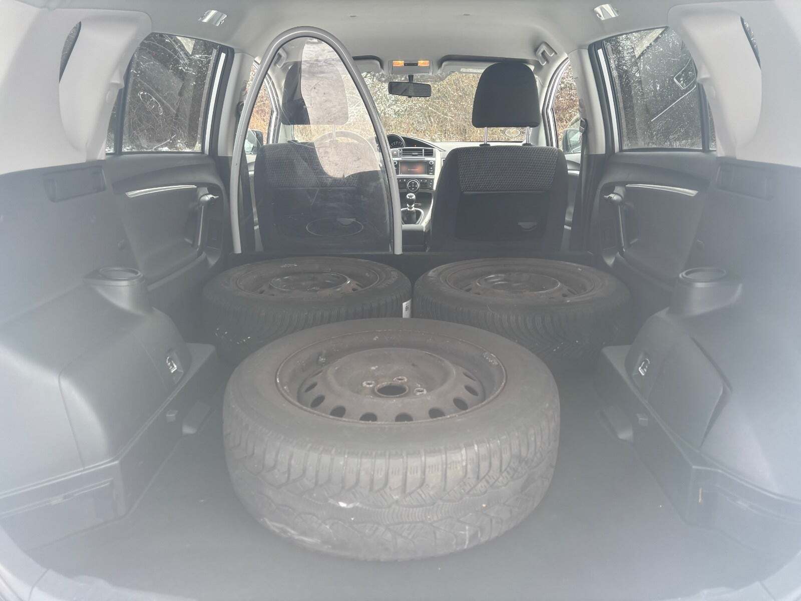 undefined Toyota Sportsvan fra 2015