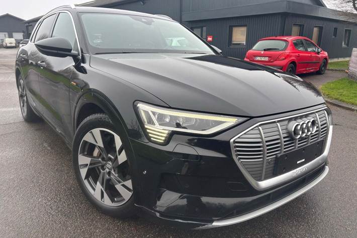 Sort Audi e-tron fra 2020
