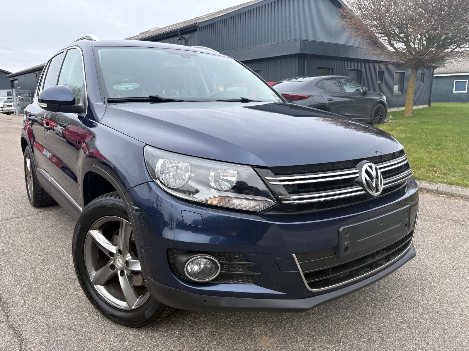 VW Tiguan 2,0 TDi 140 Sport & Style DSG 4Motion Van