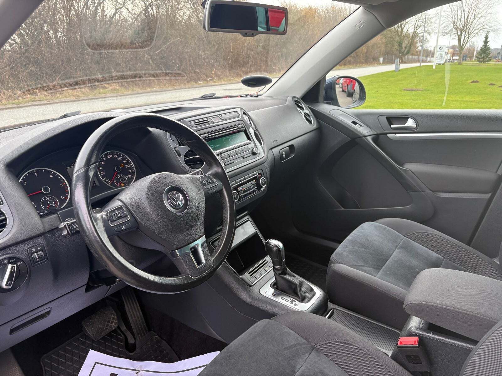 VW Tiguan 2,0 TDi 140 Sport & Style DSG 4Motion Van