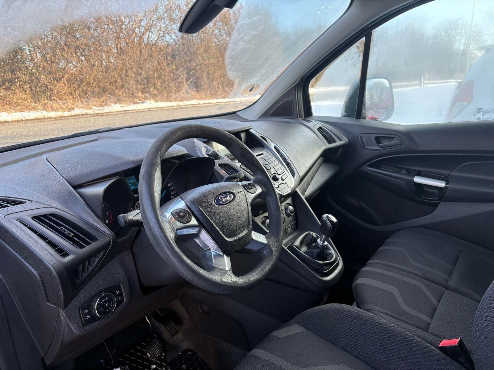 Ford Transit Connect 1,0 SCTi 100 Trend kort