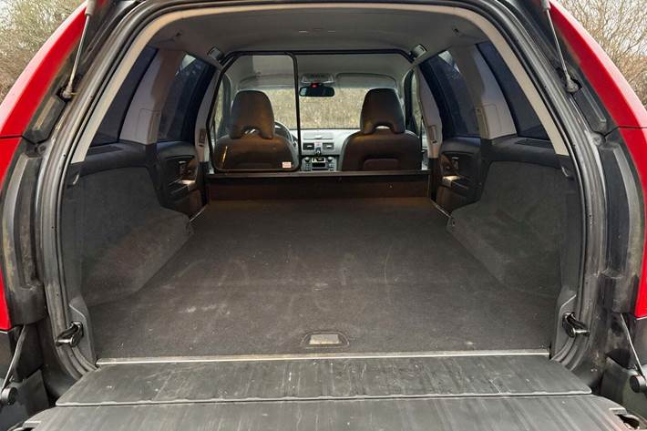 Gul Volvo XC90 fra 2006