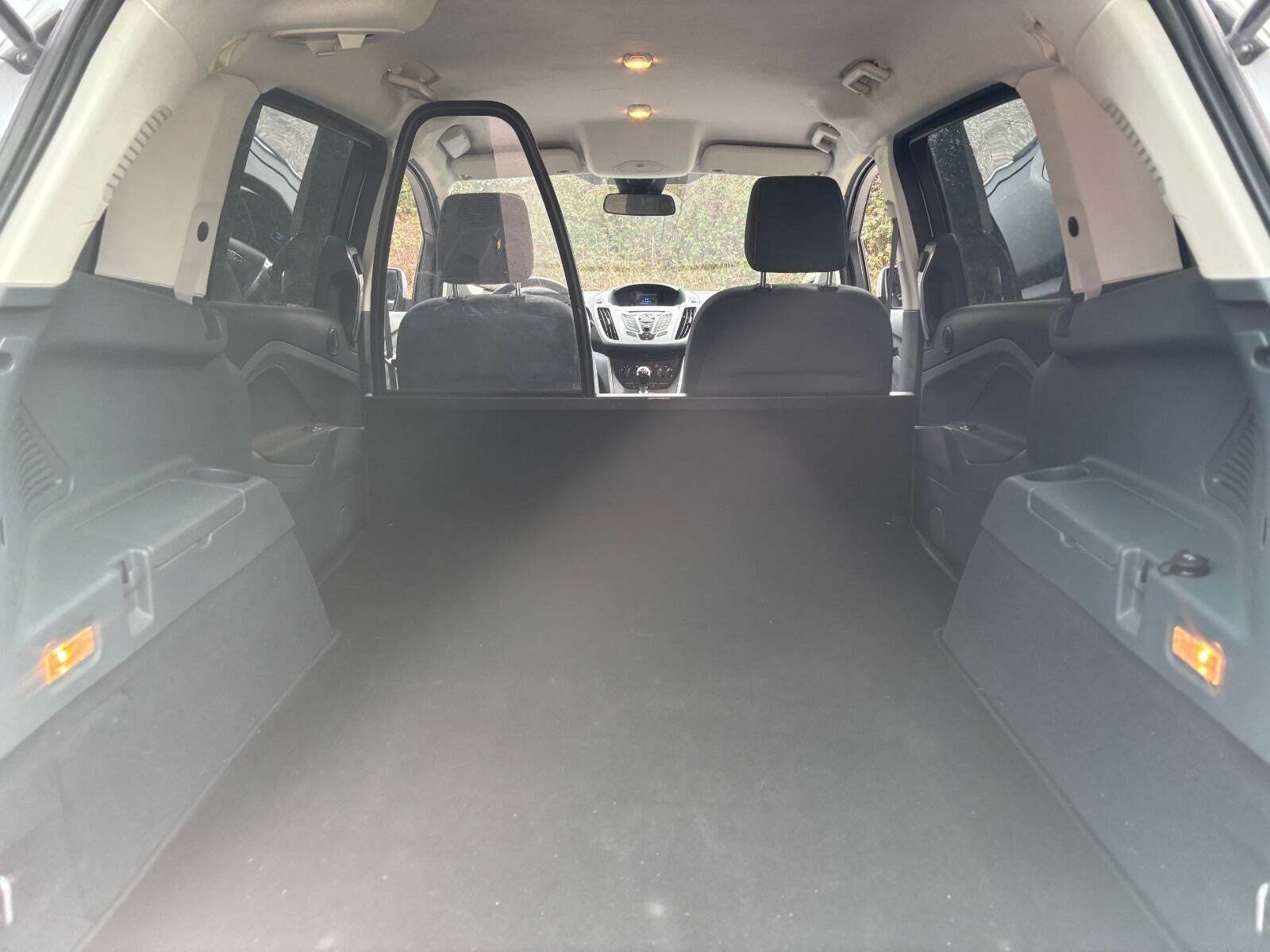 Hvid Ford Grand C-Max fra 2014