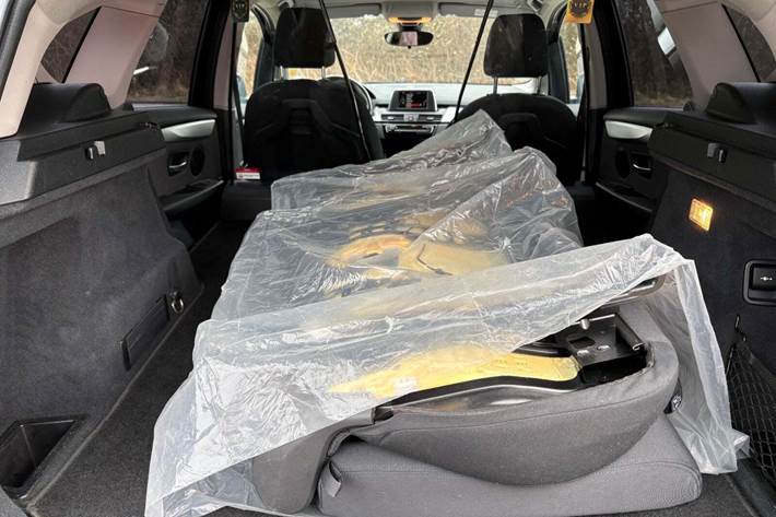 Sort BMW 218d fra 2016