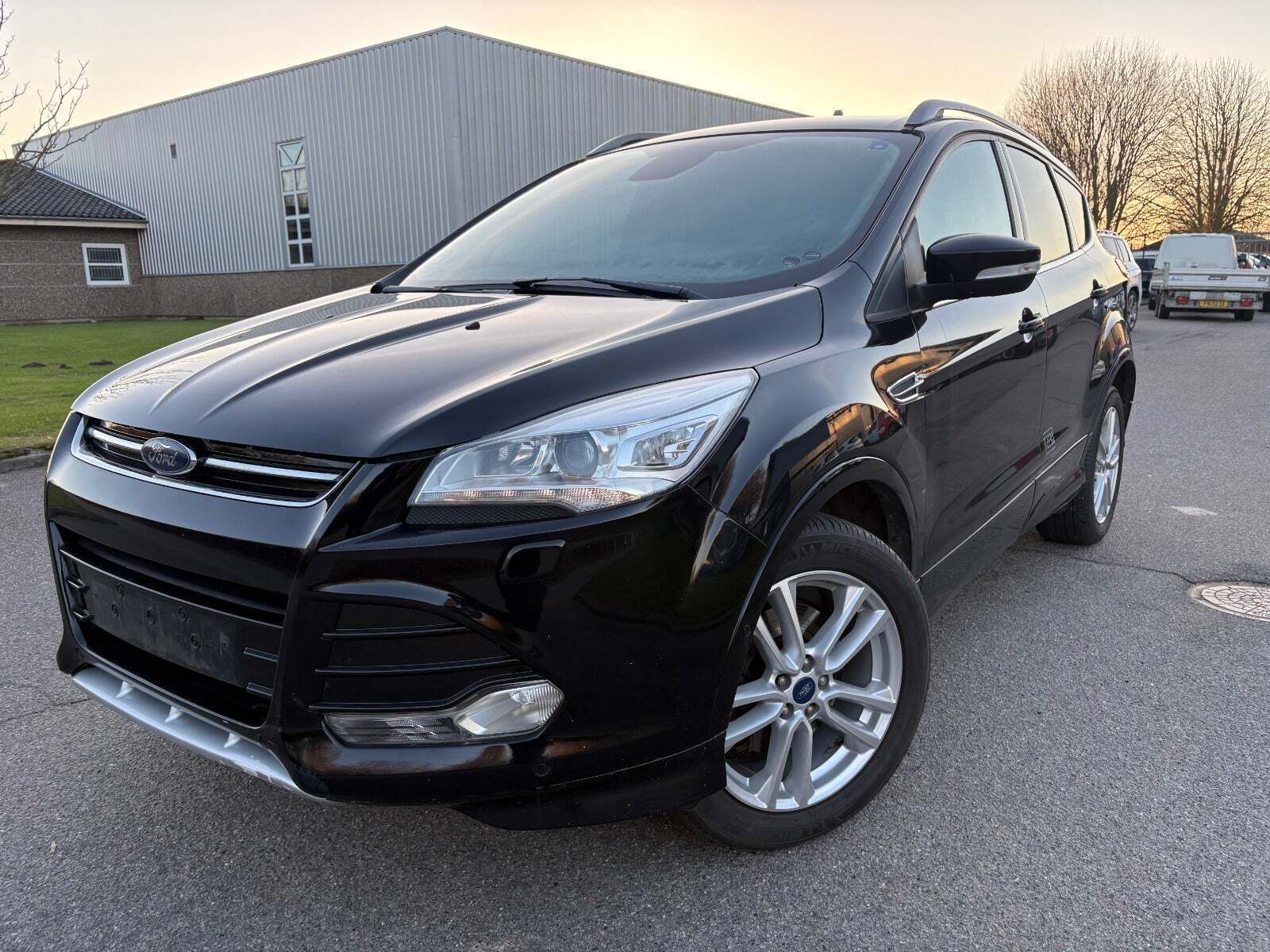Ford Kuga 2,0 TDCi 180 Titanium aut. AWD Van