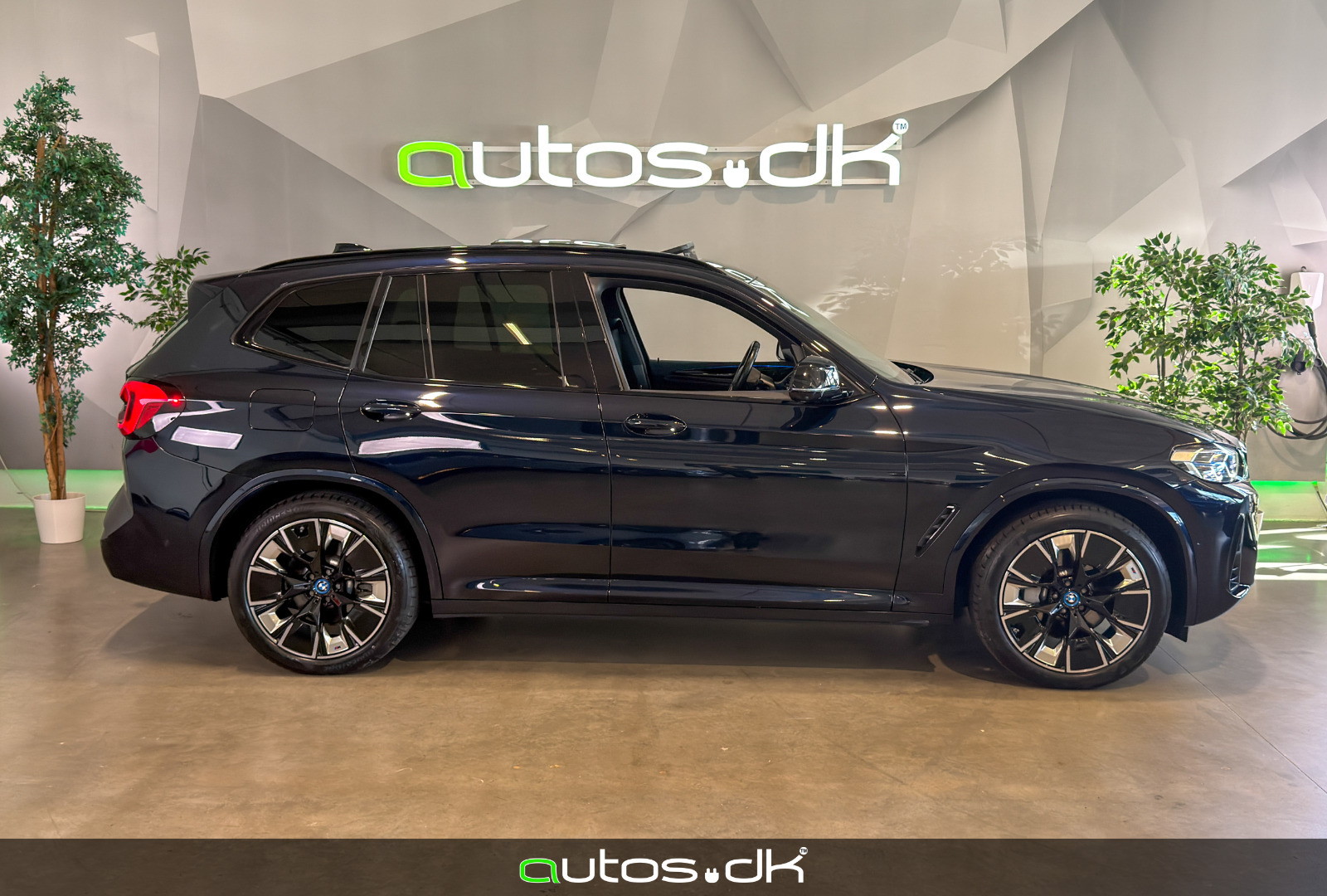 BMW iX3 Charged Plus M-Sport