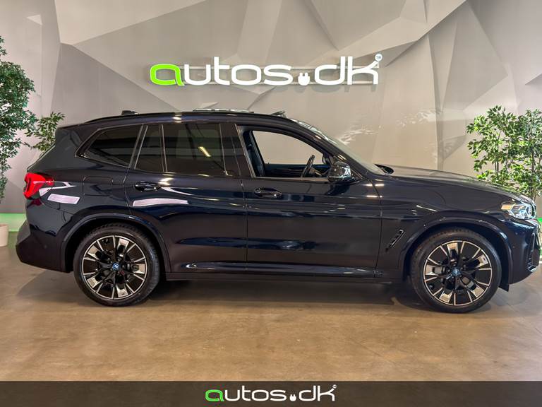 BMW iX3 Charged Plus M-Sport