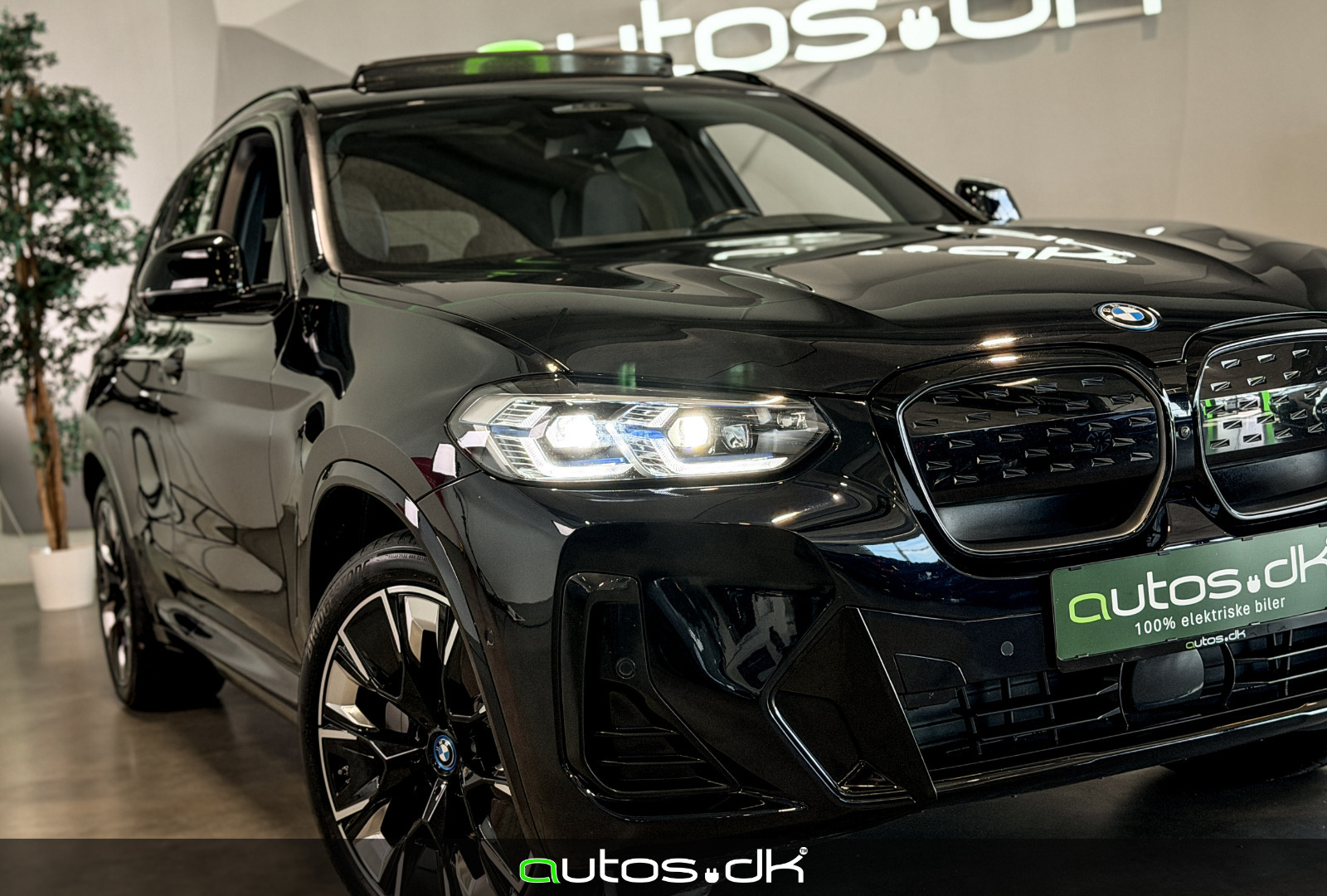 Sort BMW iX3 fra 2023